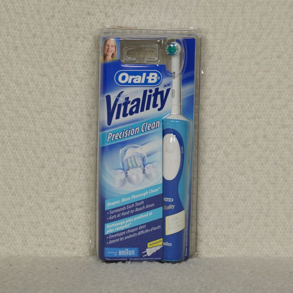 Braun Oral-B Vitality Precision Clean Electric Toothbrush Rechargeable D12513